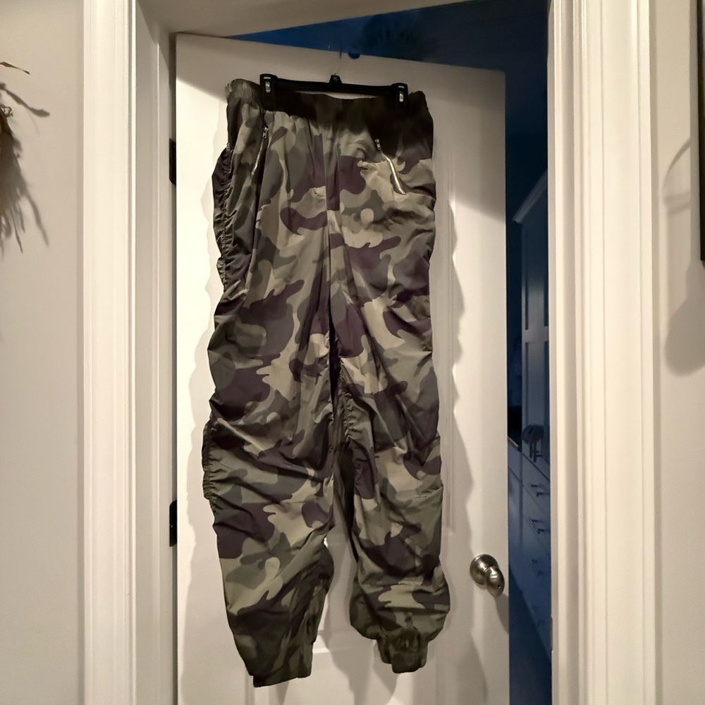 Camouflage Joggers with Elastic Waistband